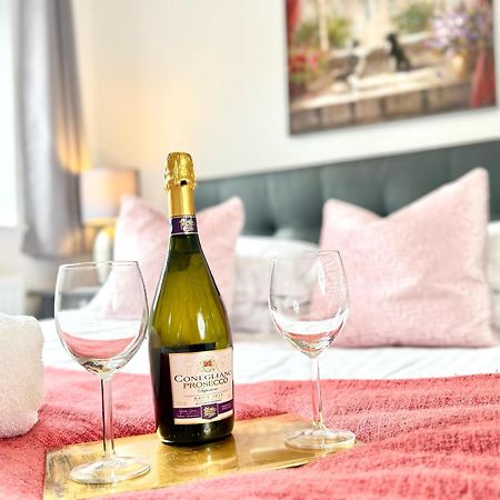 Walnut Flats-F5, Stylish 1-Bedroom - Parking, Netflix, Wifi - Close To Oxford, Bicester & Blenheim Palace Kidlington Eksteriør bilde