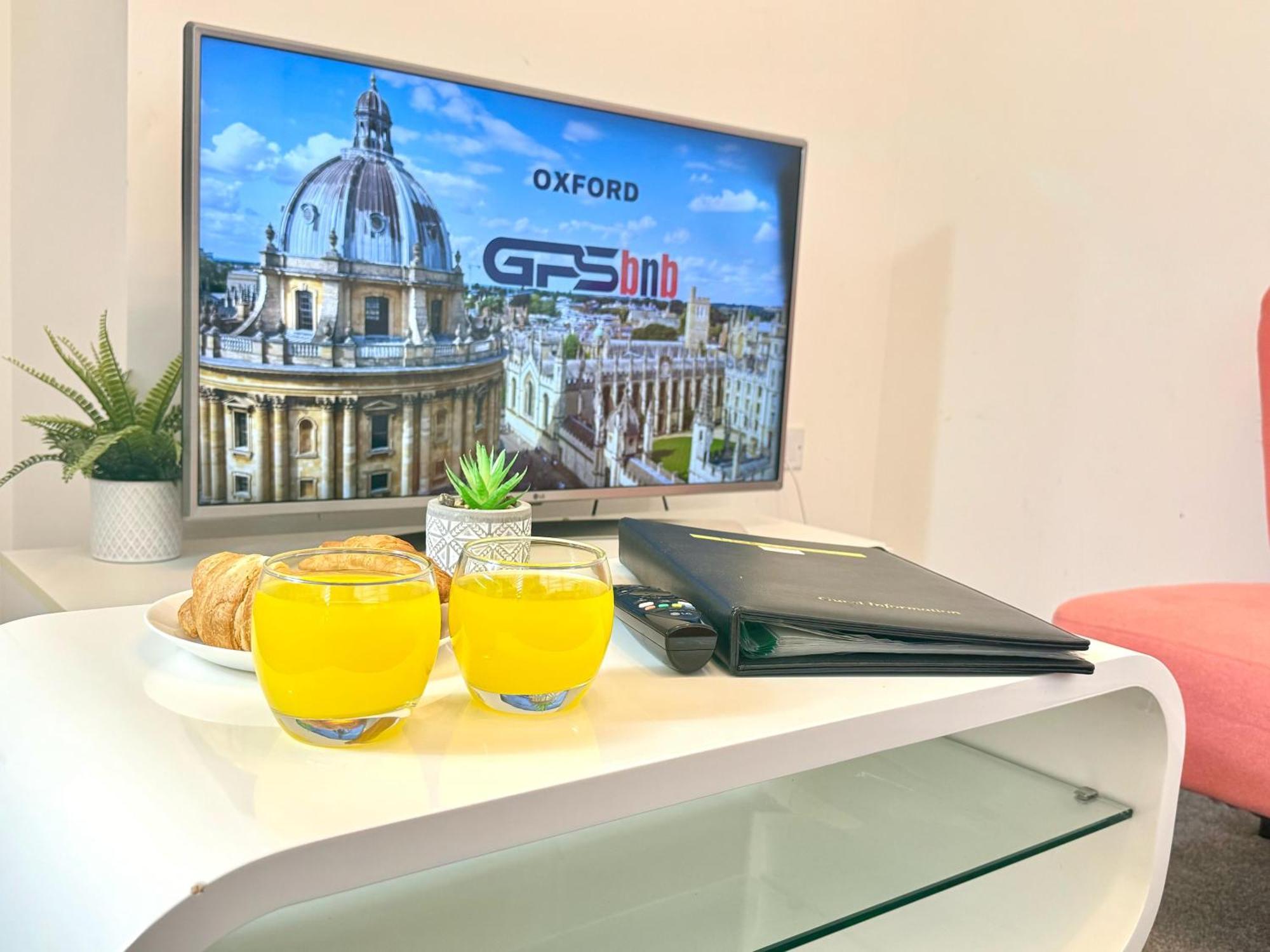 Walnut Flats-F5, Stylish 1-Bedroom - Parking, Netflix, Wifi - Close To Oxford, Bicester & Blenheim Palace Kidlington Eksteriør bilde